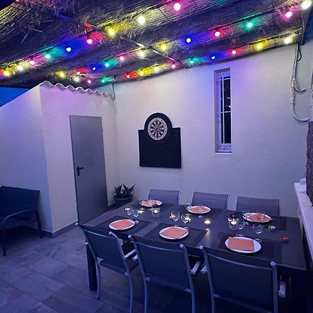 Appartement 4 A 8 Personnes, Spacieux De Standing Classe 4 Etoiles Nimes Exterior foto