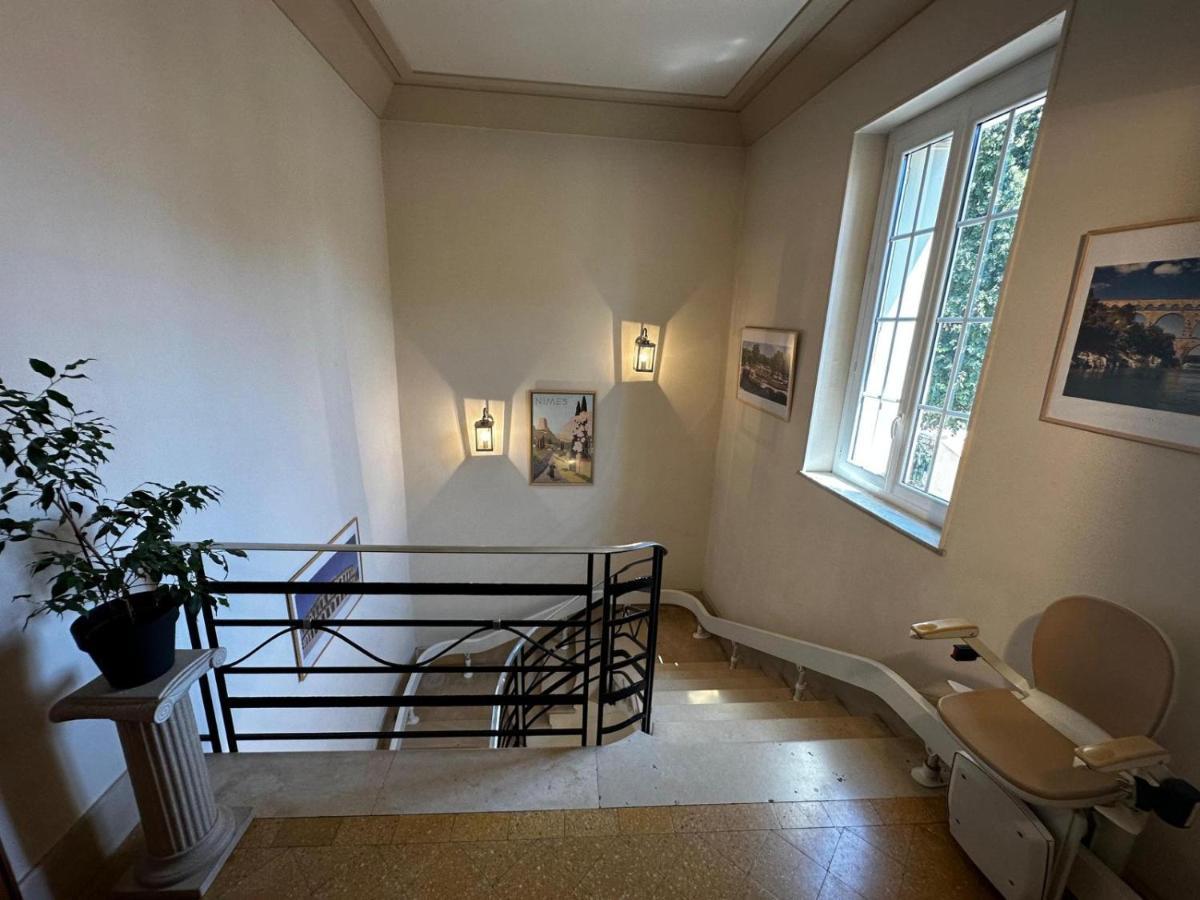 Appartement 4 A 8 Personnes, Spacieux De Standing Classe 4 Etoiles Nimes Exterior foto