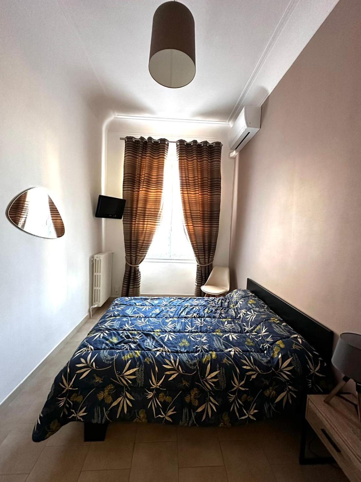 Appartement 4 A 8 Personnes, Spacieux De Standing Classe 4 Etoiles Nimes Exterior foto