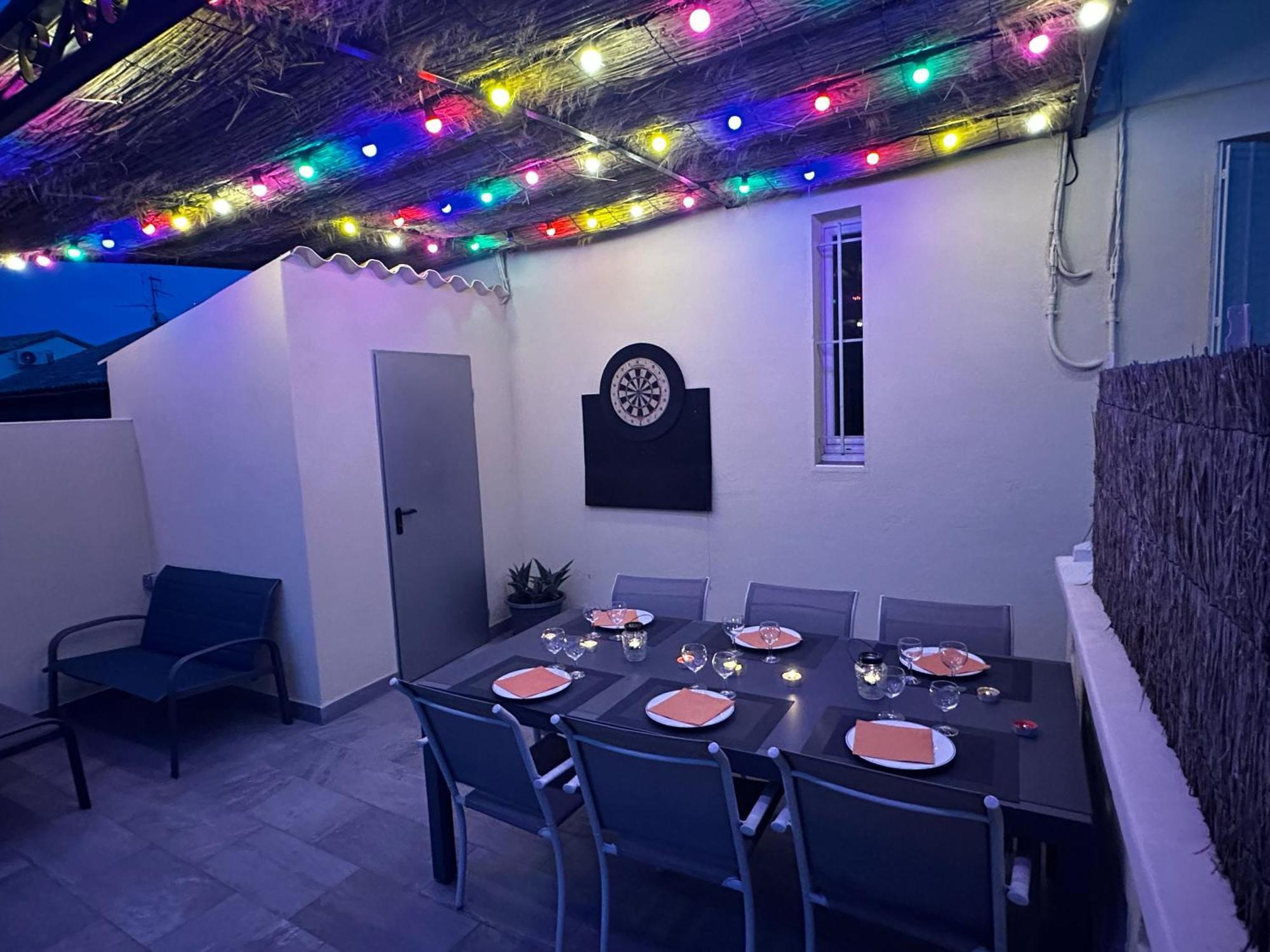Appartement 4 A 8 Personnes, Spacieux De Standing Classe 4 Etoiles Nimes Exterior foto